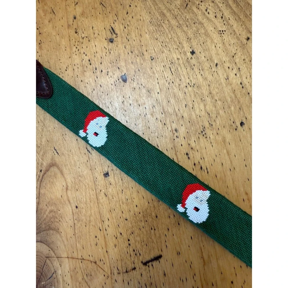 Good Threads Needlepoint 30 Santa Claus Green Leather Trim Christmas Belt